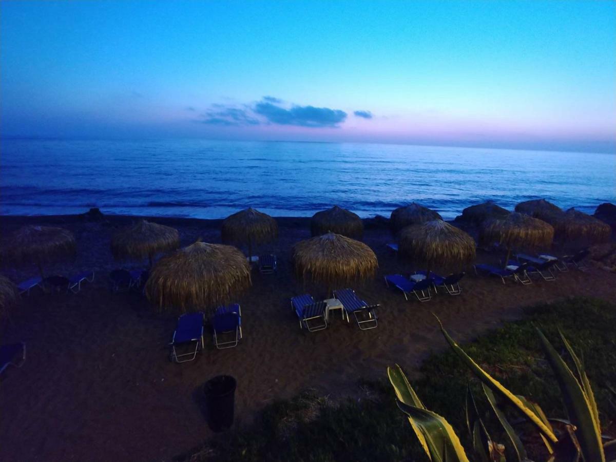 Petromanos, A Unique Place With Dreamy Sunsets! Villa Xirokambos  Esterno foto